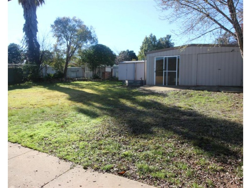 29 Marama Parade, Mount Austin NSW 2650