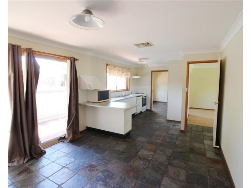 23 Wiradjuri Crescent, Wagga Wagga NSW 2650