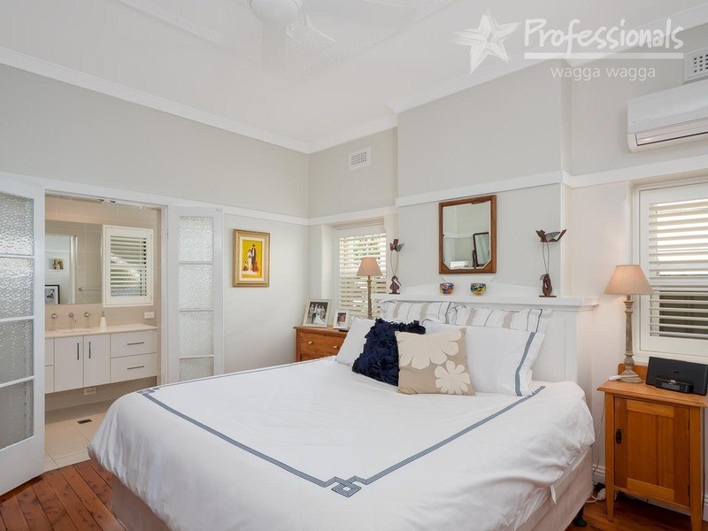 24 Oates Avenue, Wagga Wagga NSW 2650