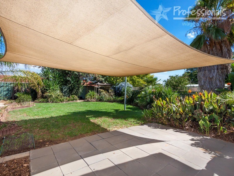 294 Bourke  Street, Tolland NSW 2650