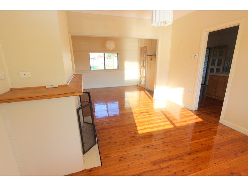 63 Main Street, Lake Albert NSW 2650