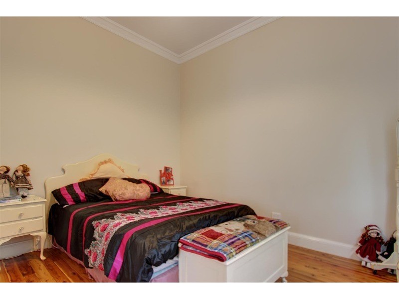82 Hampden Avenue, North Wagga Wagga NSW 2650