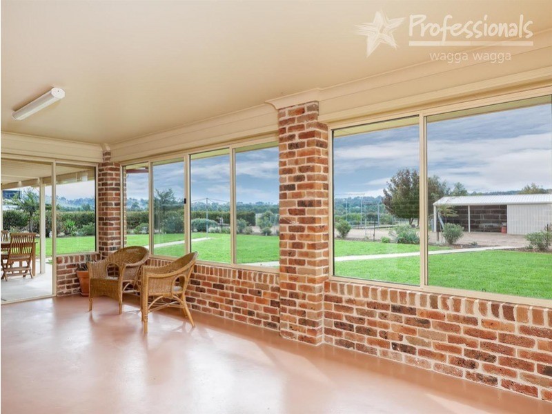 8 Ironbark Place, Springvale NSW 2650