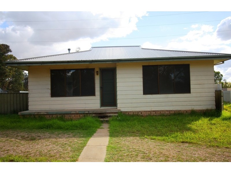6 Oliver Place, Wagga Wagga NSW 2650