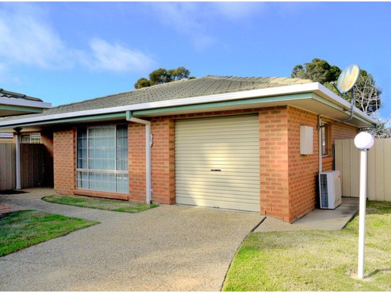 2/1 Jennifer Place, Wagga Wagga NSW 2650