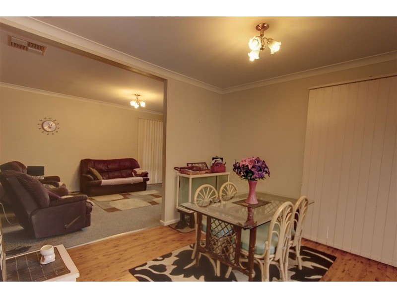 3 Cutler Avenue, Kooringal NSW 2650