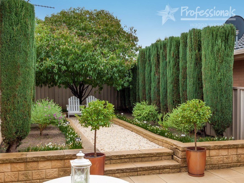 1 Clipper  Way, Estella NSW 2650