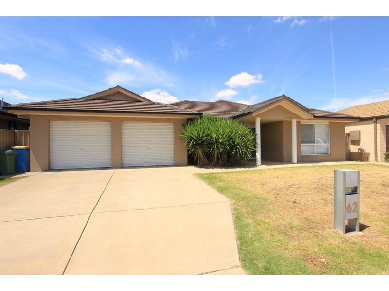 62 Mima Street, Glenfield Park NSW 2650