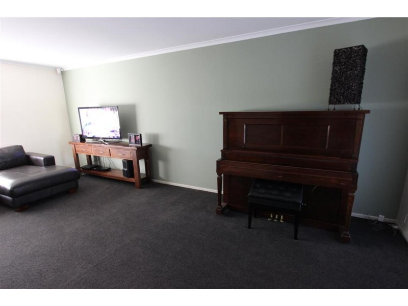 45 Montgomery Street, Wagga Wagga NSW 2650