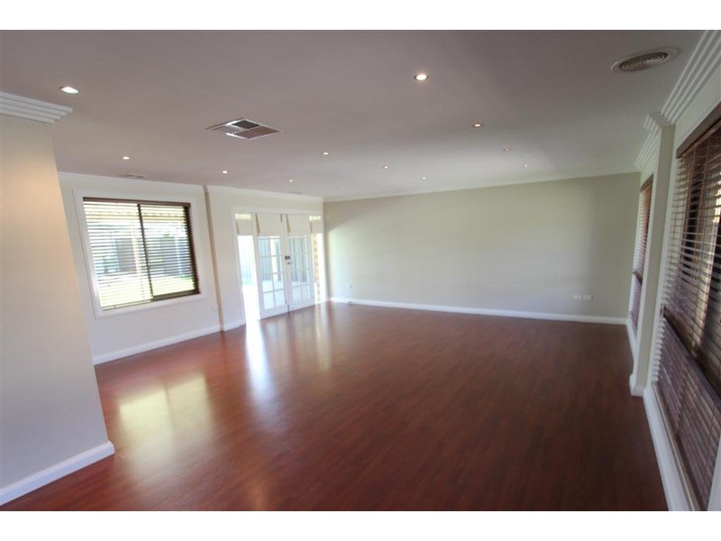 18 Forrest Street, Wagga Wagga NSW 2650