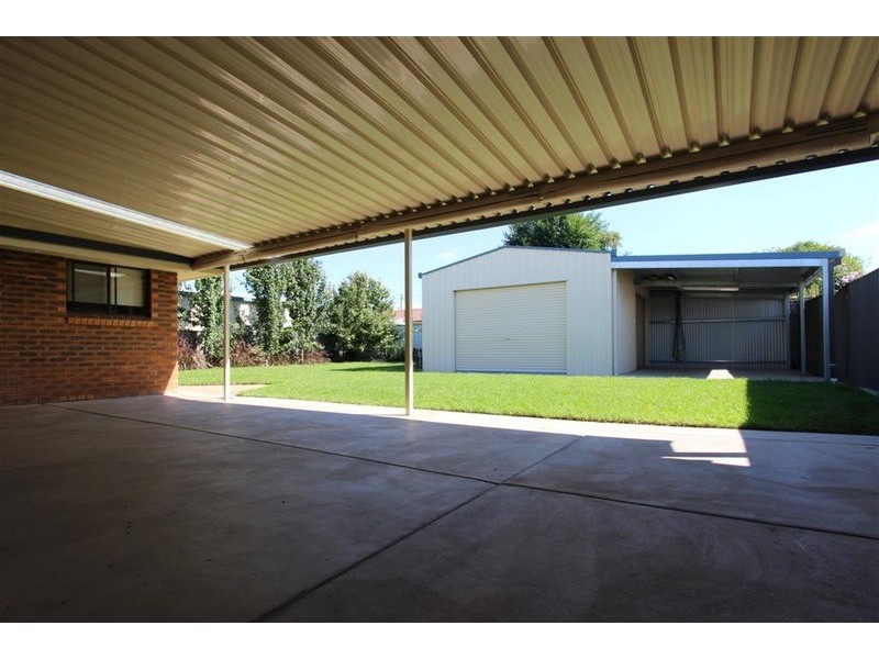 18 Forrest Street, Wagga Wagga NSW 2650
