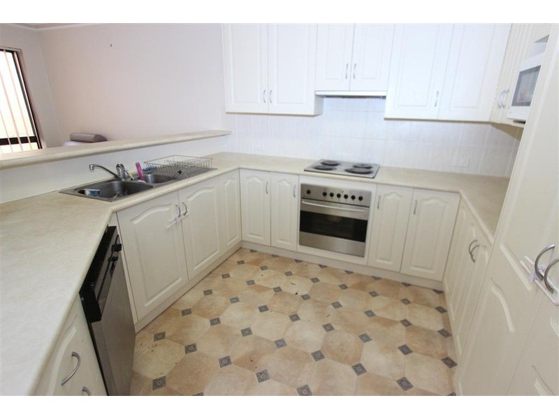 9E Bentley Place, Wagga Wagga NSW 2650