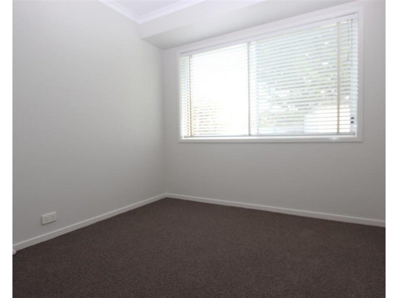 5 Cooba Place, Estella NSW 2650