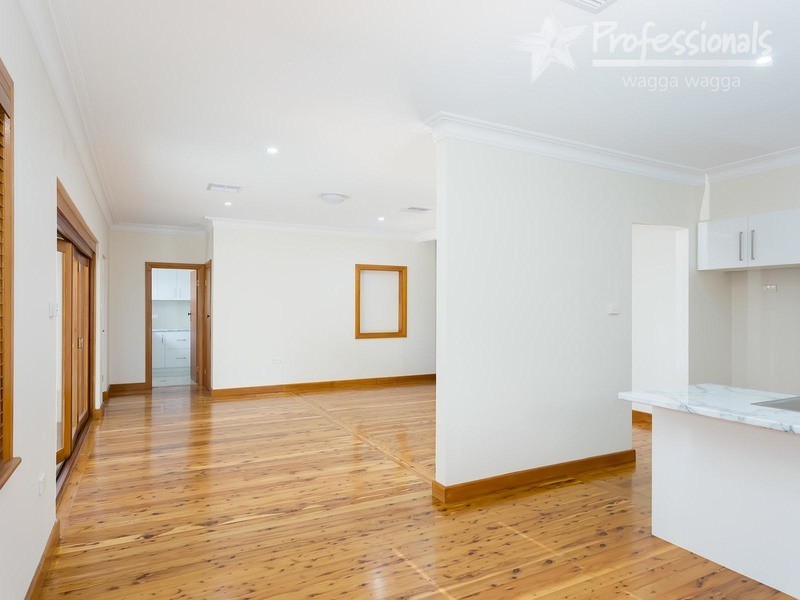 1/63 Bourke Street, Turvey Park NSW 2650