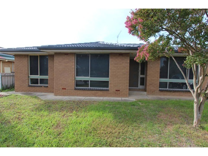 16 Simpson Avenue, Forest Hill NSW 2651