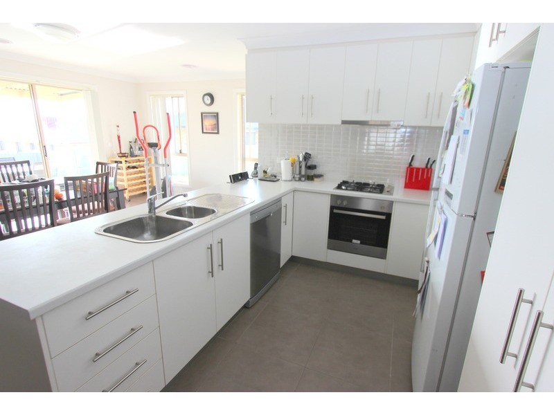 18 Osterley Street, Wagga Wagga NSW 2650