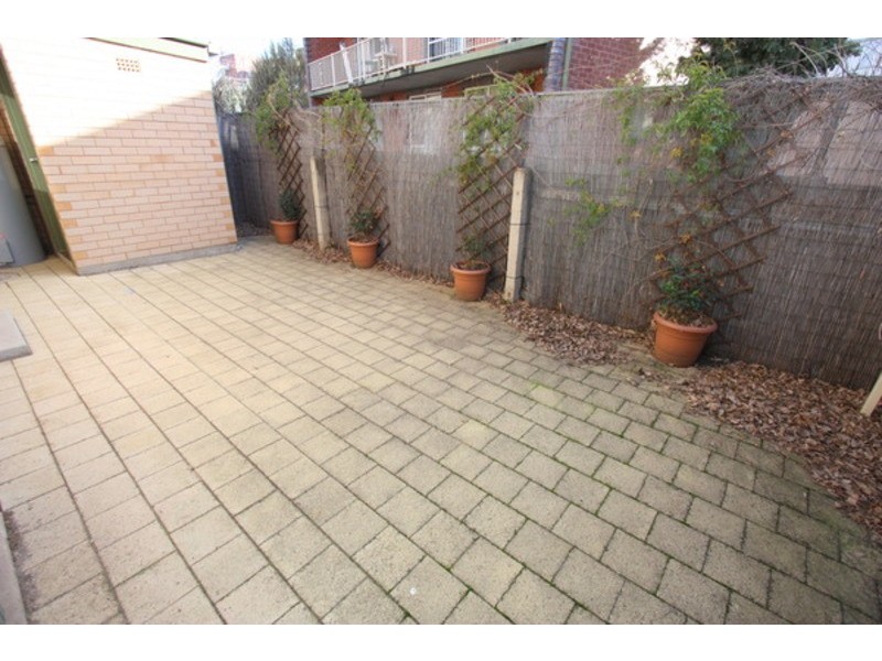 12/241 Edward Street, Wagga Wagga NSW 2650