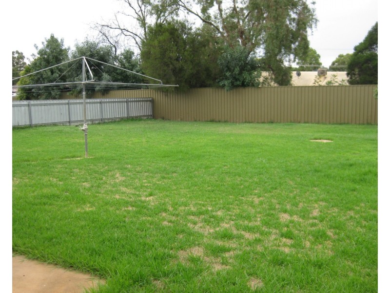 13 Connorton Street, Ashmont NSW 2650