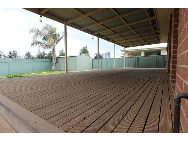 4 Tikki Place, Wagga Wagga NSW 2650