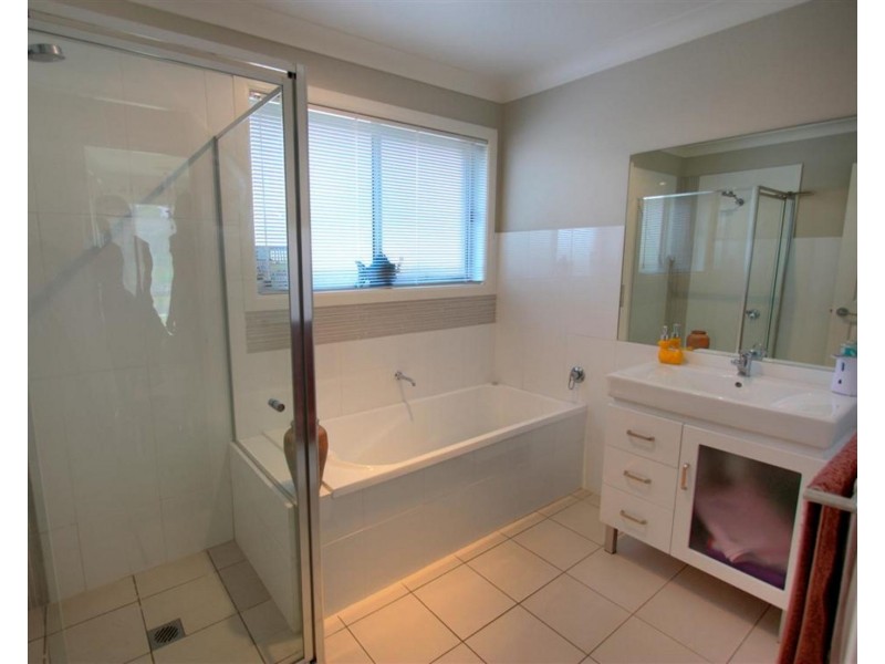 44 Nunkeri Street, Glenfield Park NSW 2650