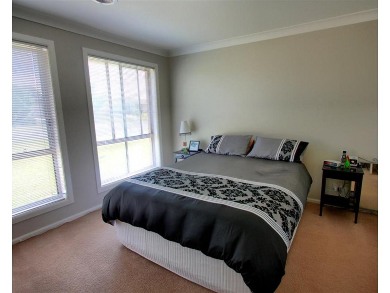 44 Nunkeri Street, Glenfield Park NSW 2650
