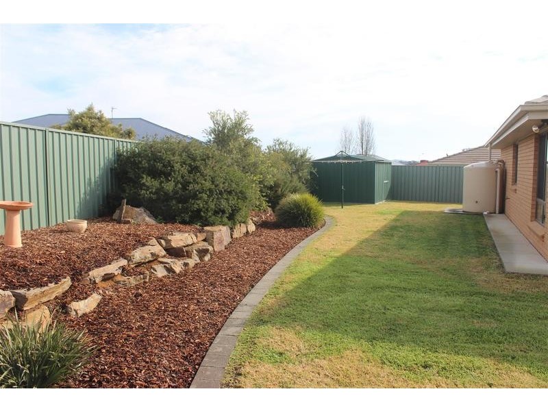 54 Boree Avenue, Forest Hill NSW 2651