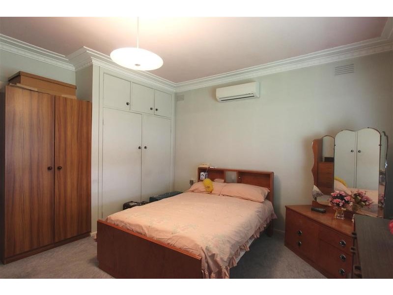 33 Northcott Parade, Wagga Wagga NSW 2650