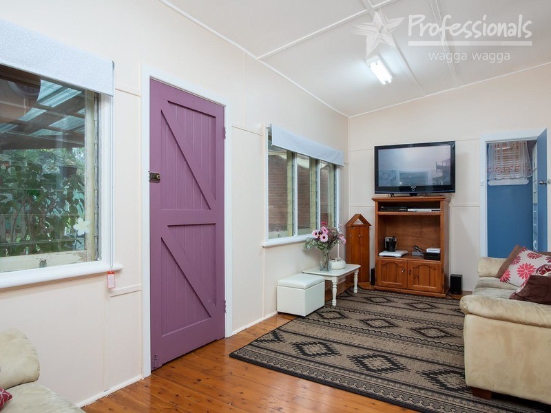 51 Heath  Street, Turvey Park NSW 2650