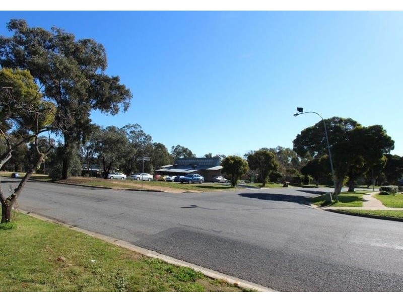 6 Blakemore  Avenue, Wagga Wagga NSW 2650