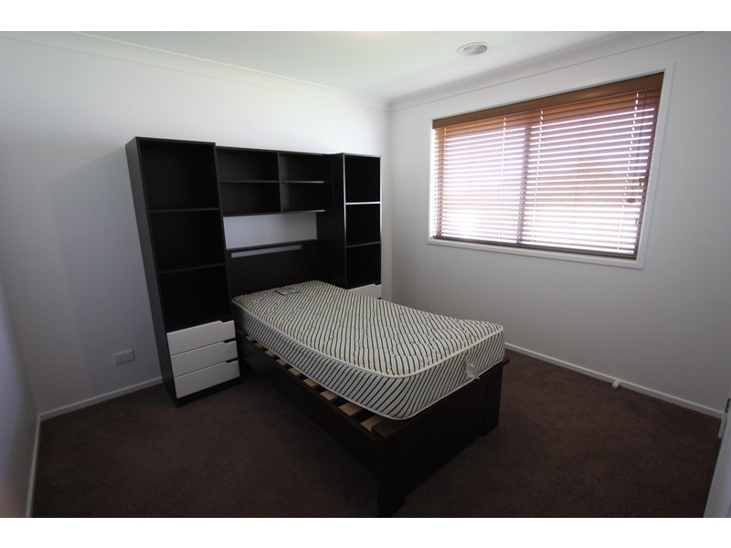 13 Tahara  Crescent, Wagga Wagga NSW 2650