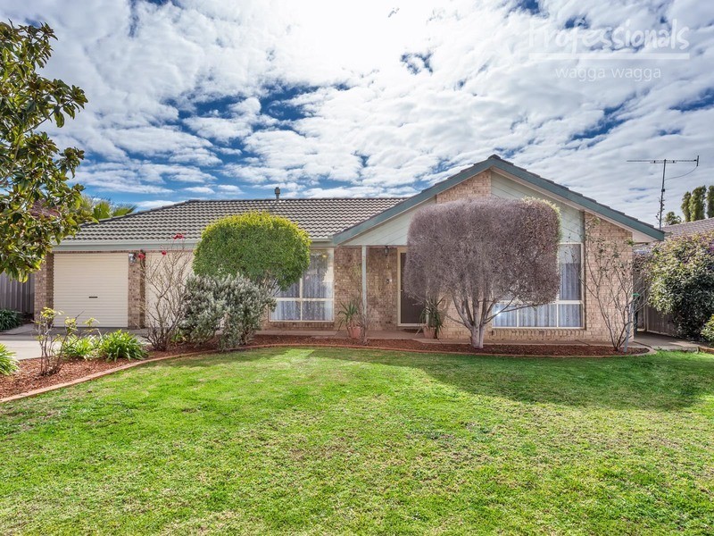 20 Sackville Drive, Forest Hill NSW 2651