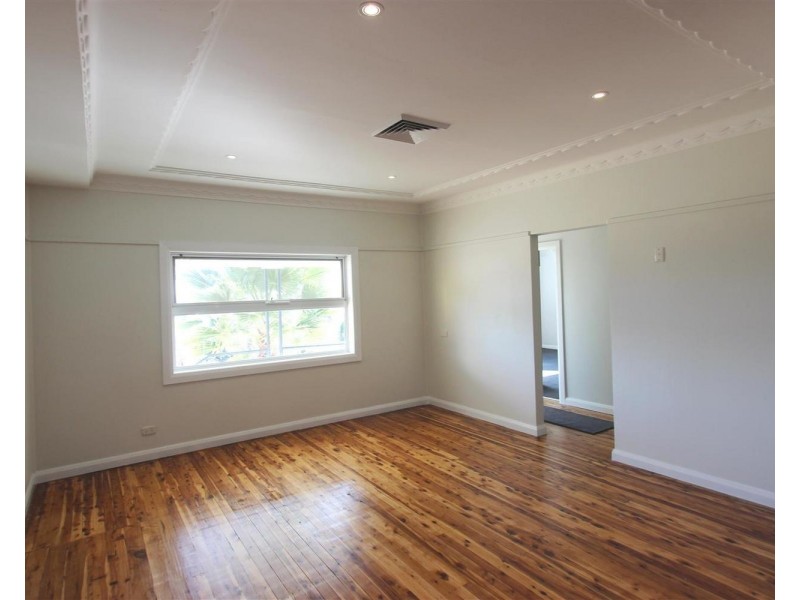 12 Hodson Avenue, Wagga Wagga NSW 2650