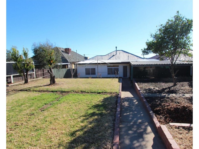12 Hodson Avenue, Wagga Wagga NSW 2650