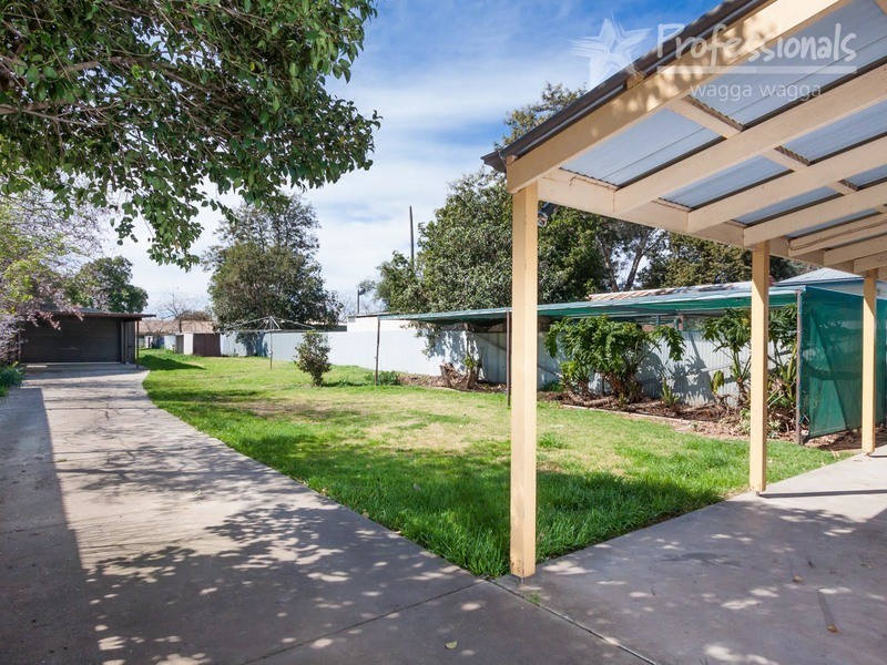97 Beckwith Street, Wagga Wagga NSW 2650