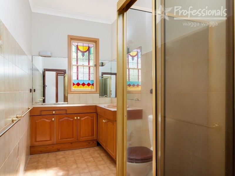 97 Beckwith Street, Wagga Wagga NSW 2650