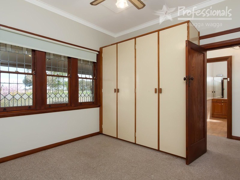 97 Beckwith Street, Wagga Wagga NSW 2650