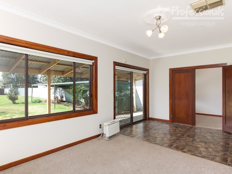 97 Beckwith Street, Wagga Wagga NSW 2650