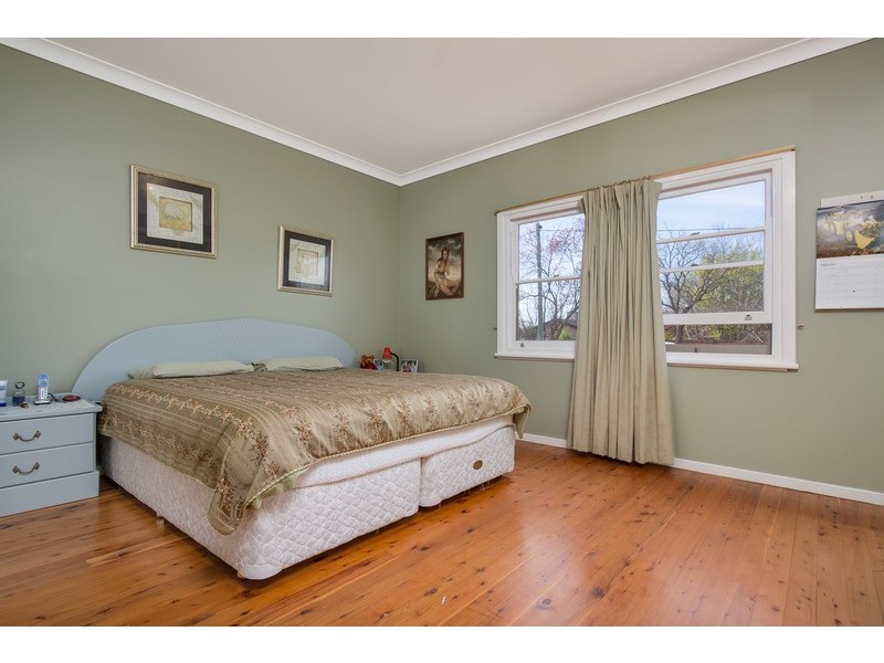 64 Inglis  Street, Wagga Wagga NSW 2650