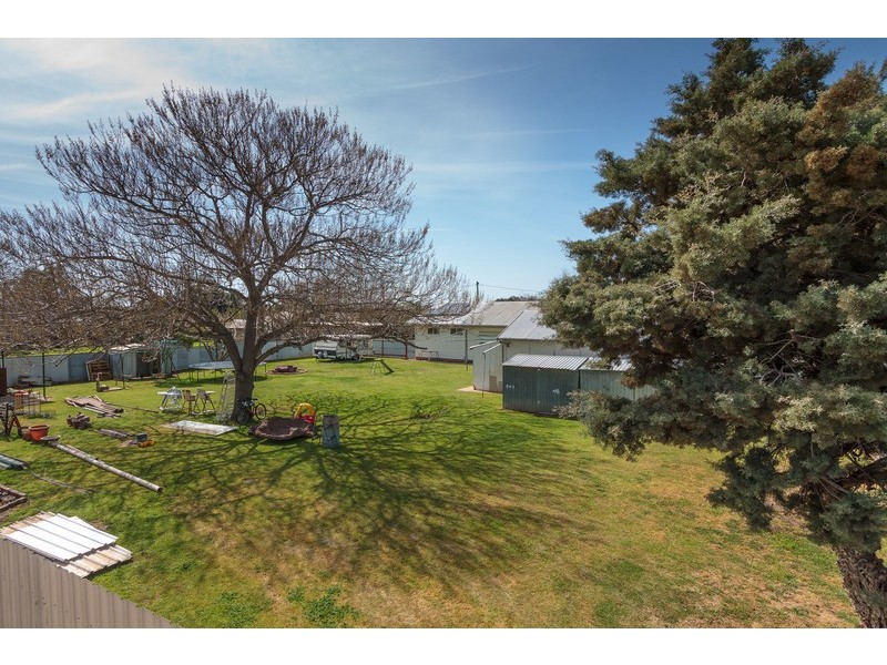 64 Inglis  Street, Wagga Wagga NSW 2650