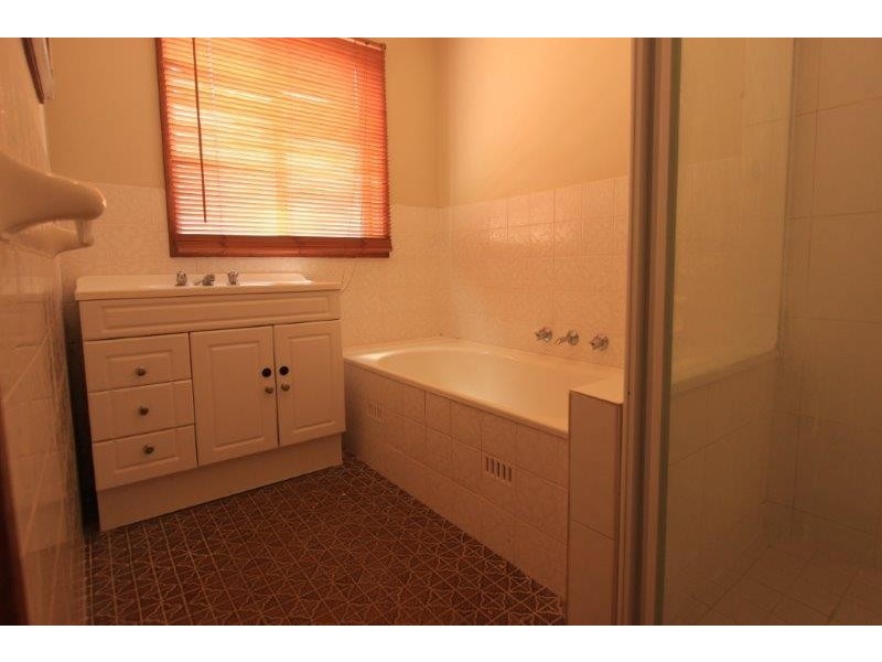 16 Main Street, Wagga Wagga NSW 2650