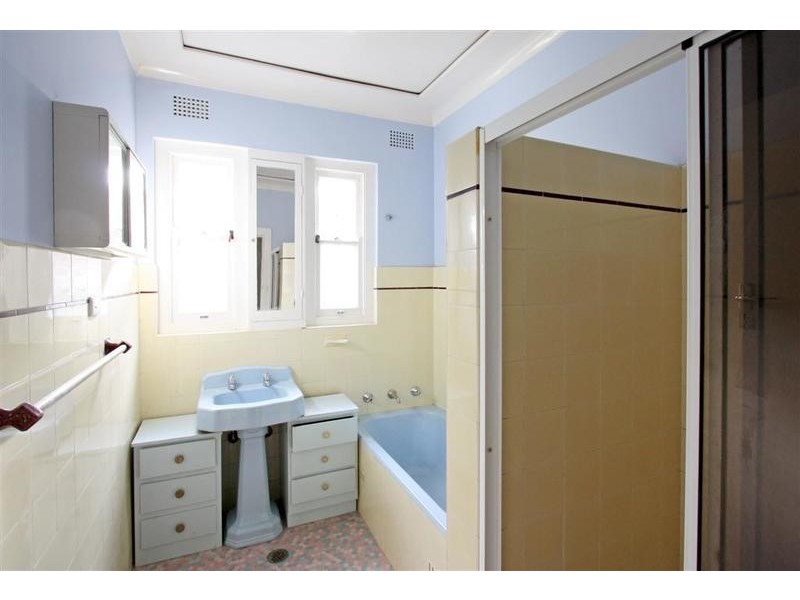 20 Gormly Avenue, Wagga Wagga NSW 2650