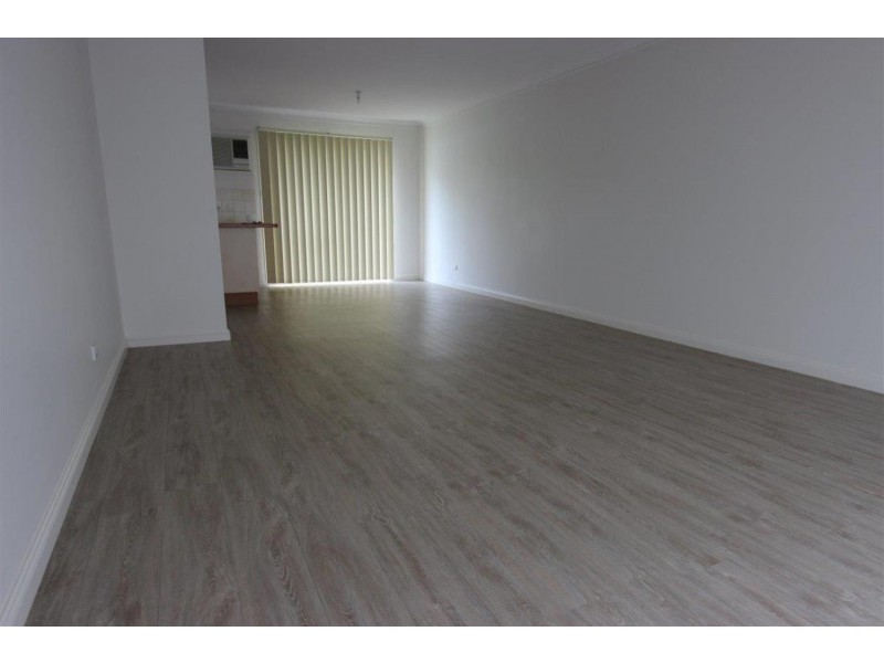 8/72 Travers Street, Wagga Wagga NSW 2650