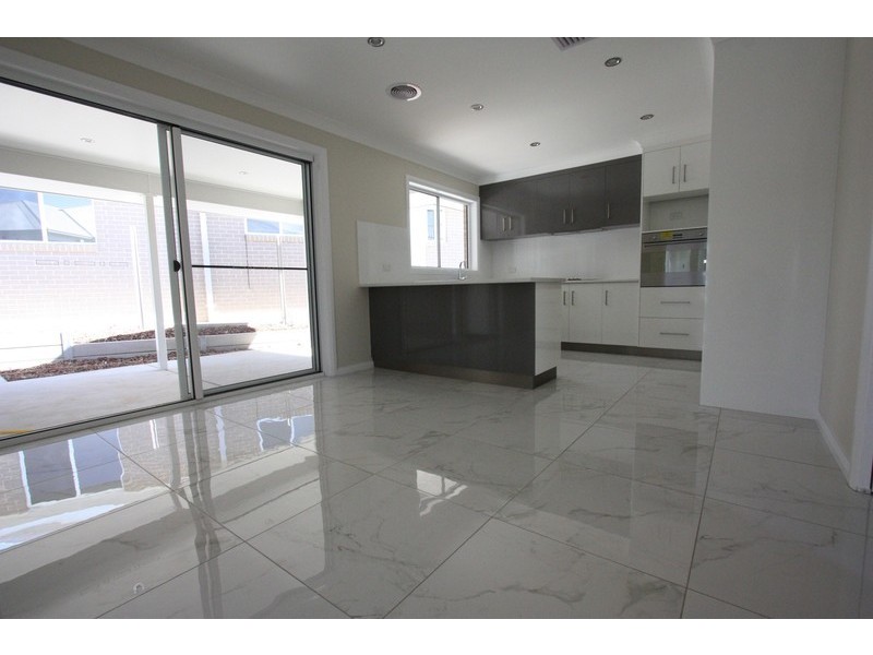 60A Brindabella Drive, Wagga Wagga NSW 2650