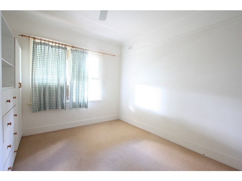 90 Crampton Street, Wagga Wagga NSW 2650