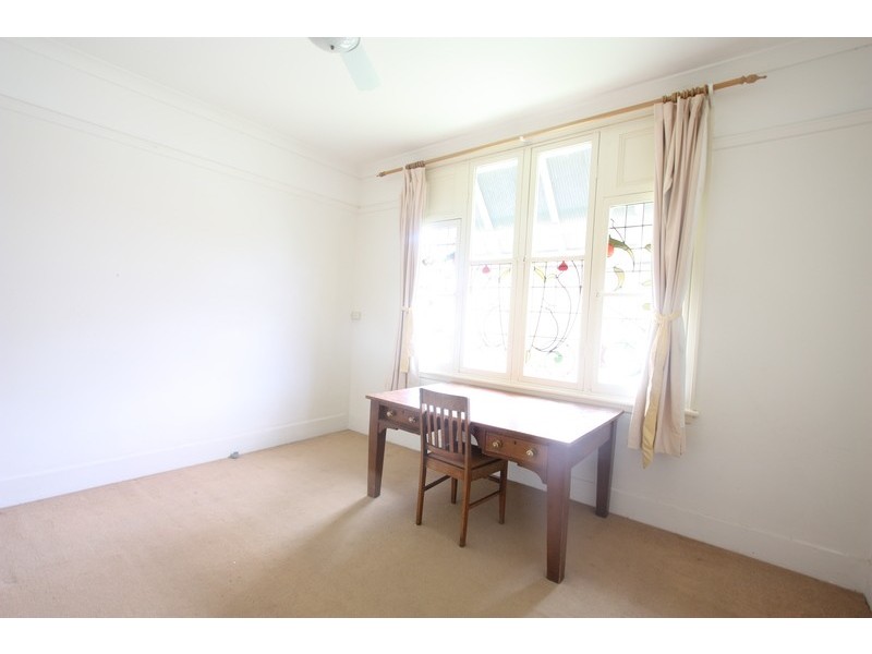 90 Crampton Street, Wagga Wagga NSW 2650