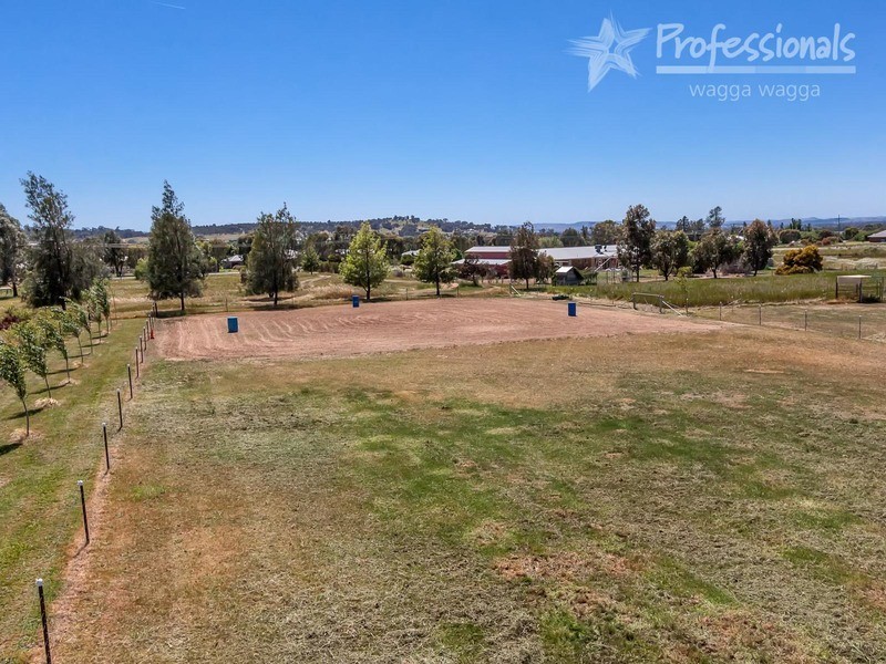 51 Willowtree Place, Wagga Wagga NSW 2650