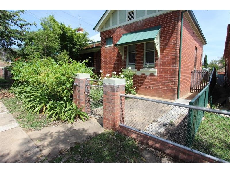 60A Flinders Street, Wagga Wagga NSW 2650