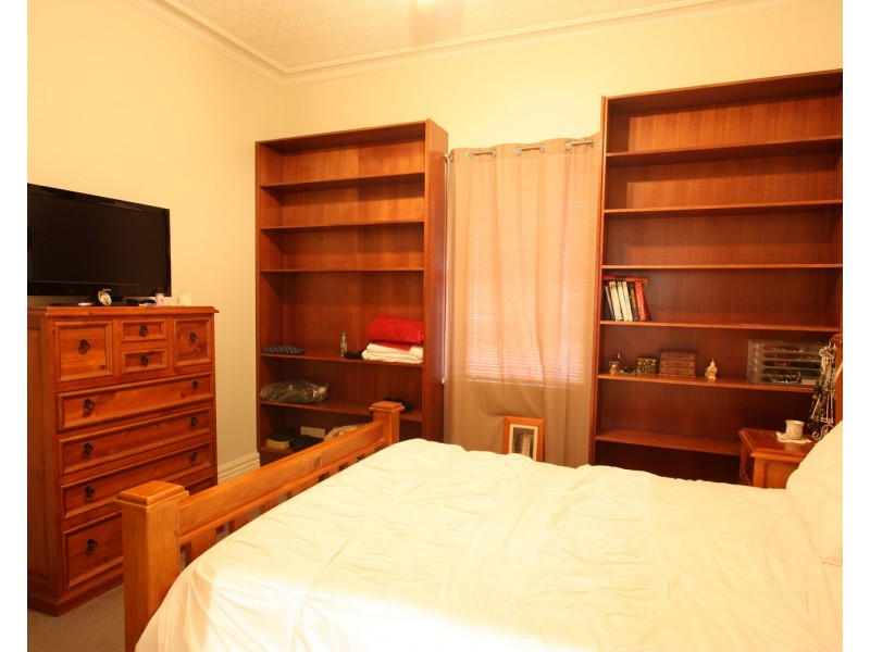 169 Gurwood Street, Wagga Wagga NSW 2650