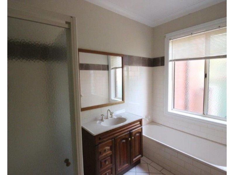 169 Gurwood Street, Wagga Wagga NSW 2650