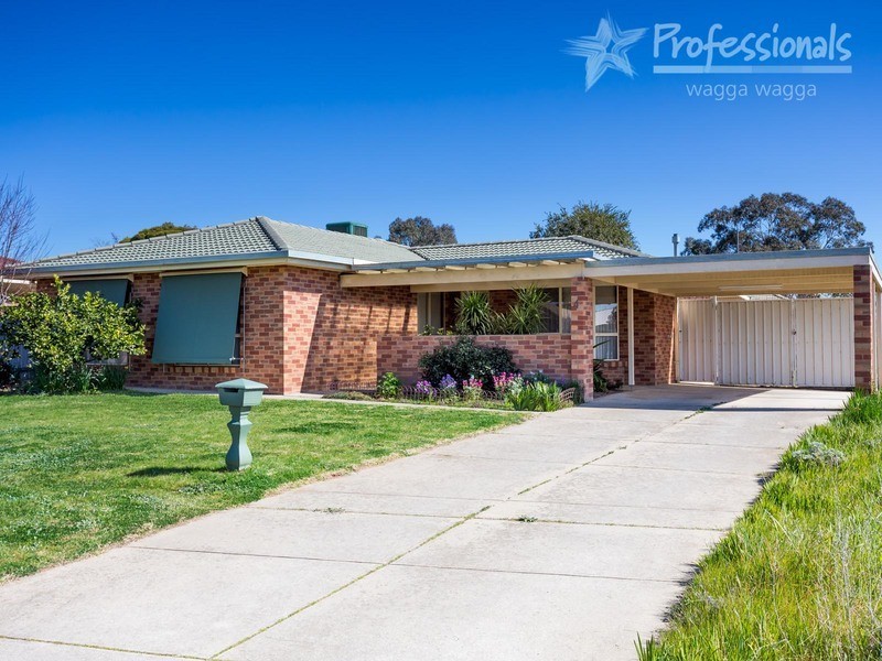 4 Lockett Place, Wagga Wagga NSW 2650
